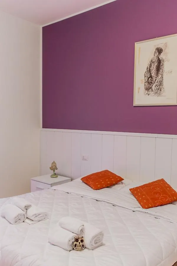 Guesthost - Istria M5 Cozy Apartment Milão